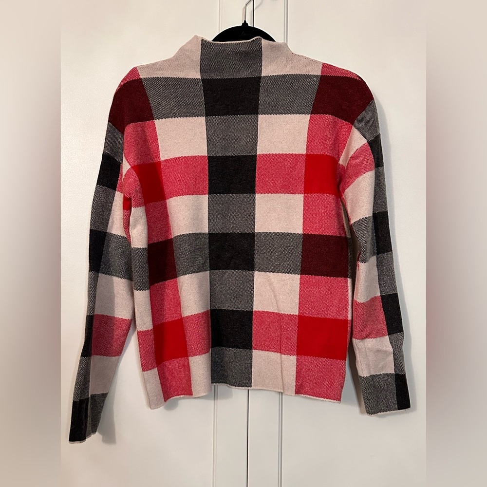 Women’s Plaid Print Sweater